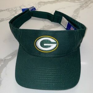 NWT Green Bay Packers NFL Football Velcro Adjust Sun Visor Hat Reebok